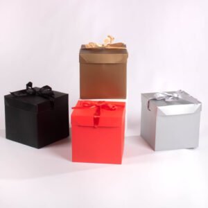 Caja de Regalo Elegante (M) 15*15*15 cm