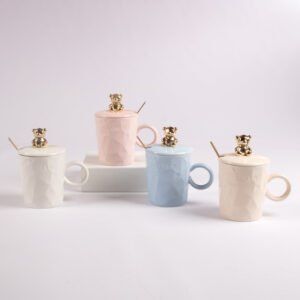 Taza con Tapa y Cuchara Diseño Geométrico con Osito Dorado 300 ml